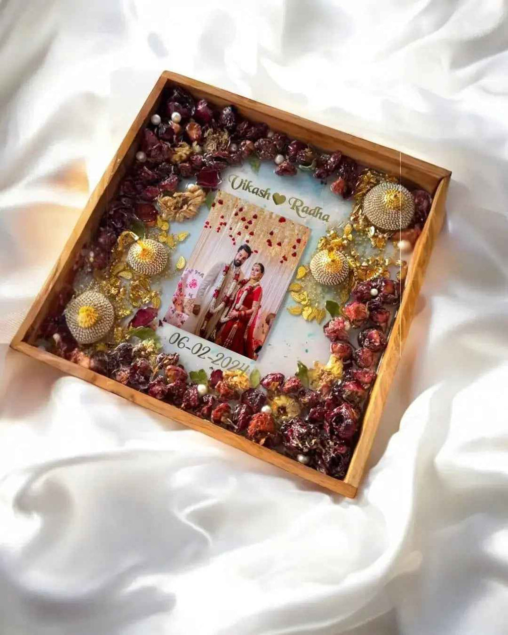 Personalized Resin Memory Tray – Photo & Name | Handmade Wedding Anniversary Gift