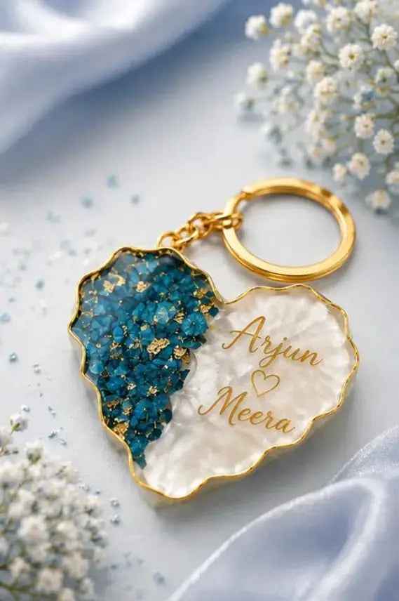 Personalized Resin Heart Keychain – A Keepsake of Love You Carry Everywhere